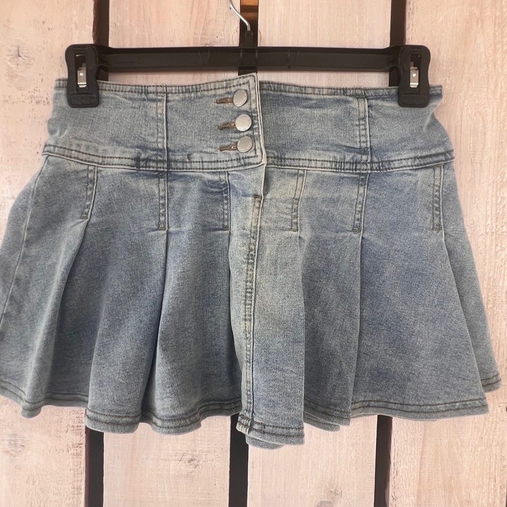 SHEIN X Pleated Denim Skirt Women Size L Light Blue Good High Waisted Mini
